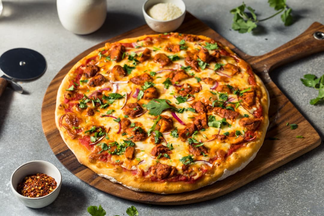 Butter Chicken Pizza – Medium - Pizza